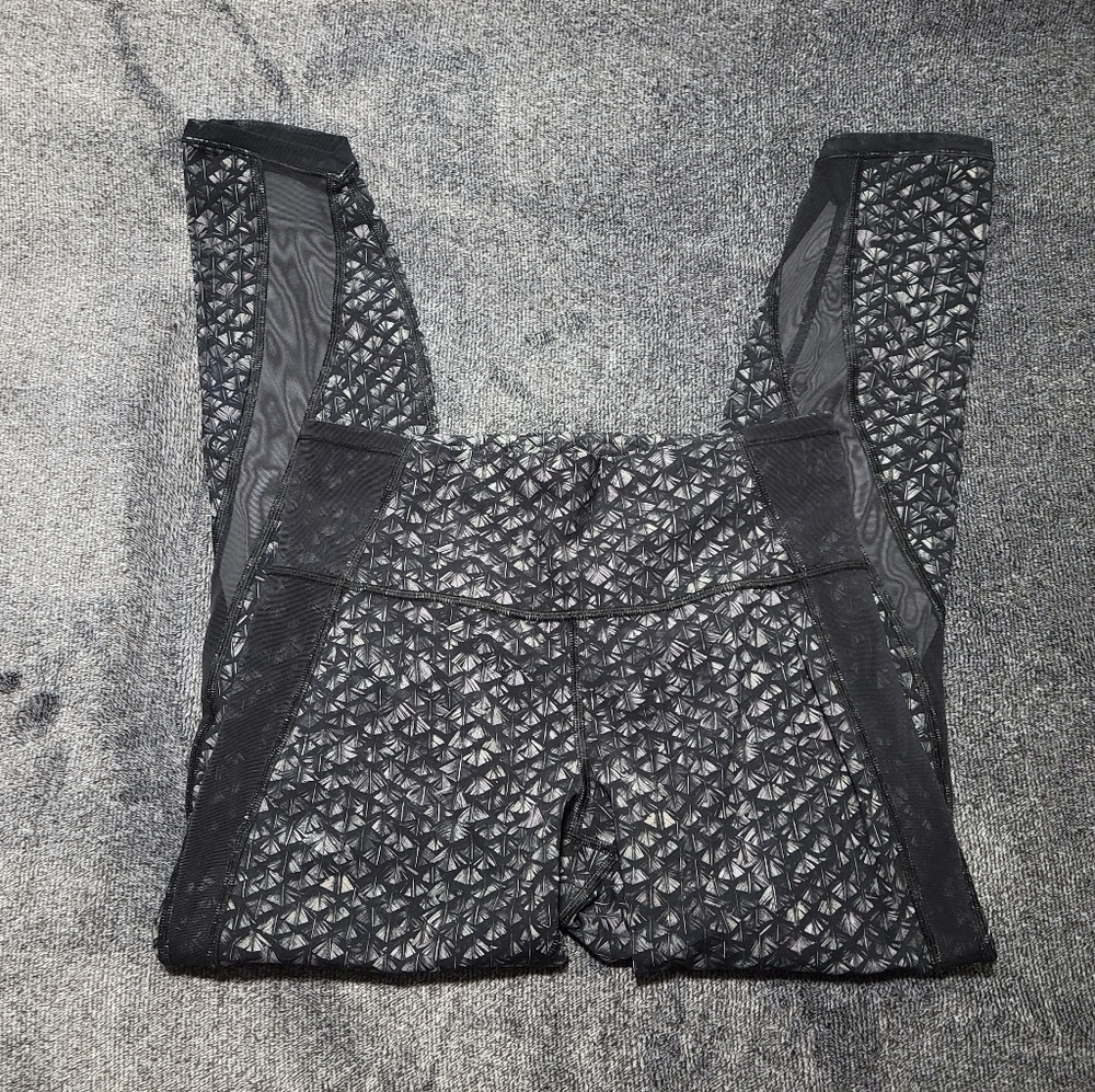 Lululemon cropped leggings